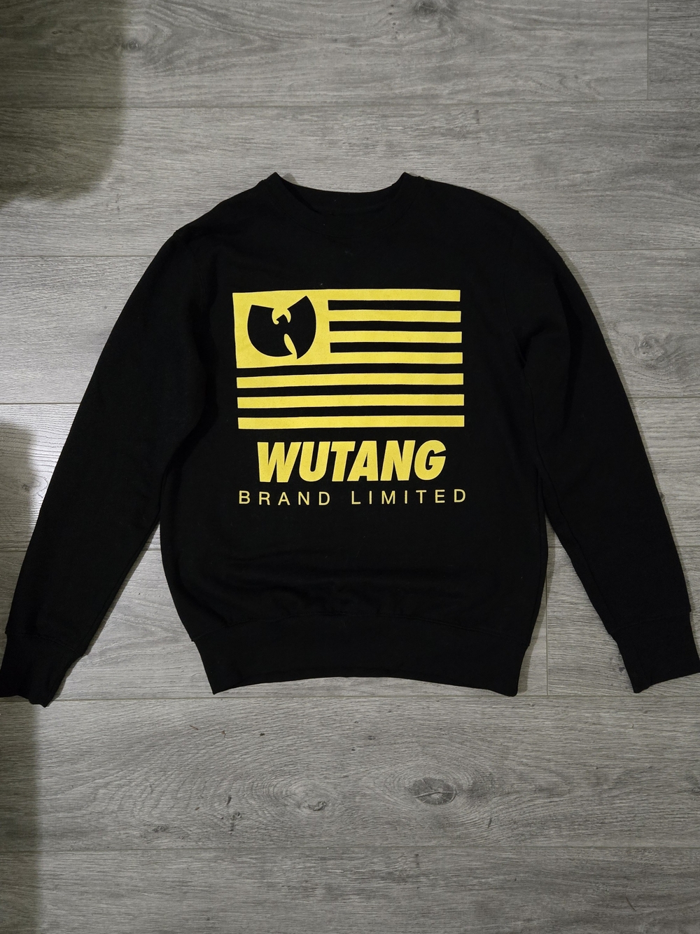 Wu Tang Brand Limited Iron Flag Sweatshirt Hip Hop Streetwear